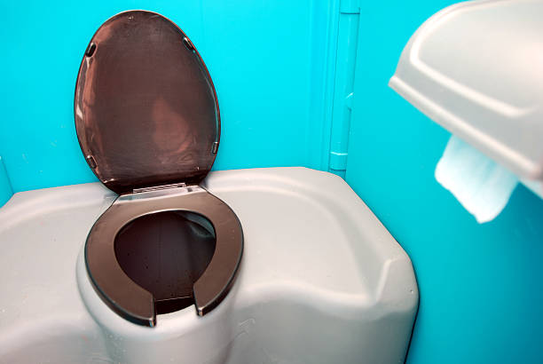 Affordable portable toilet rental in Waterman, IL